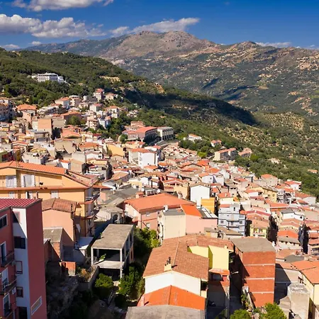 Sa Omu De Sa Palgia Nyaraló Jerzu